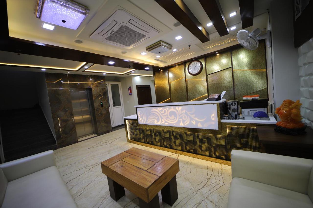 Hotel Royal Phoenix Agra  Kültér fotó