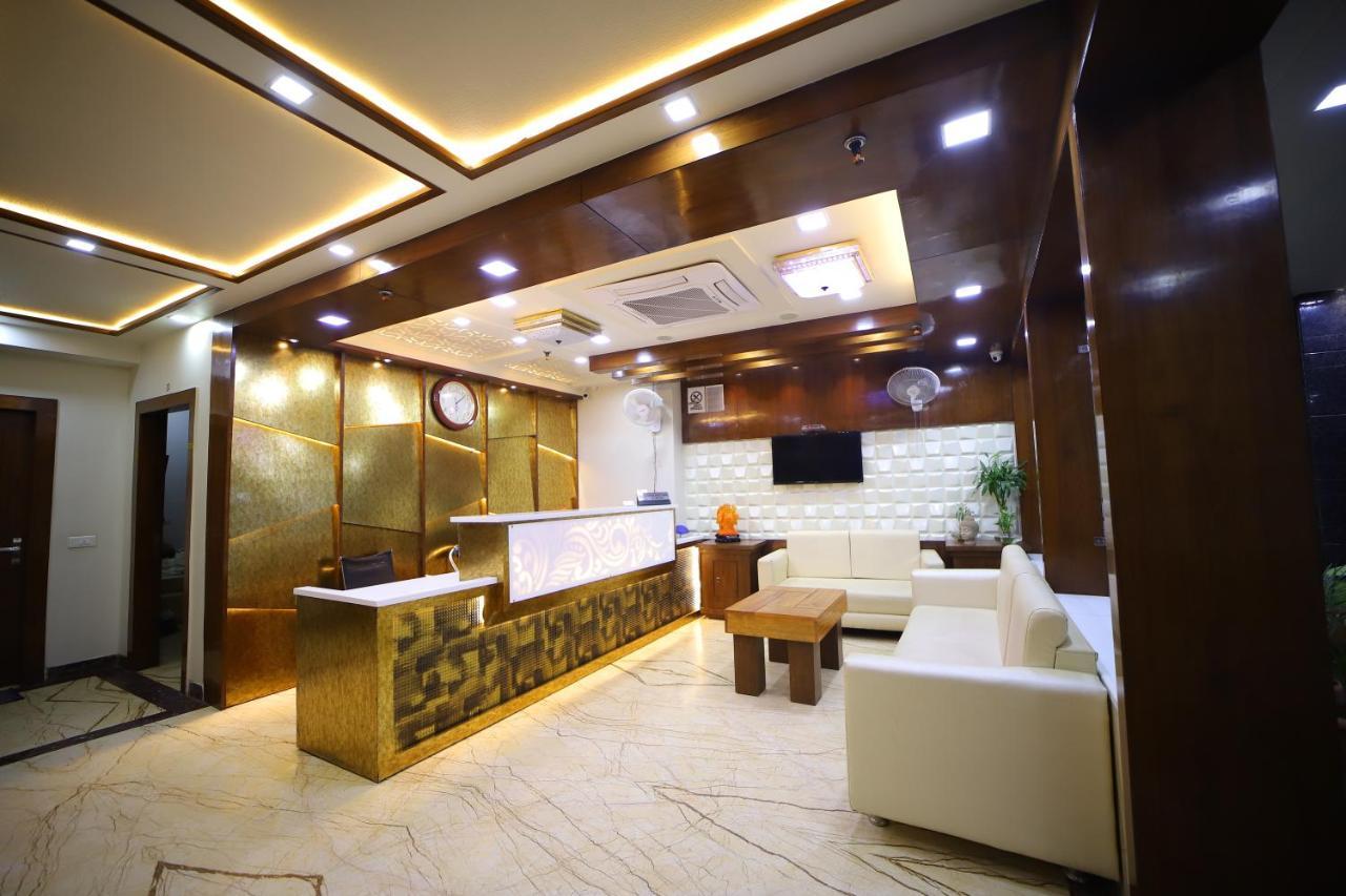 Hotel Royal Phoenix Agra  Kültér fotó